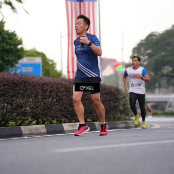 Runner Photo 4668120