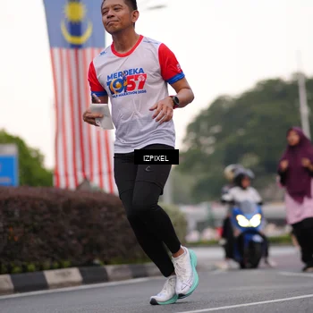 Runner Photo 4668225