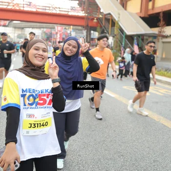 Runner Photo 4668239