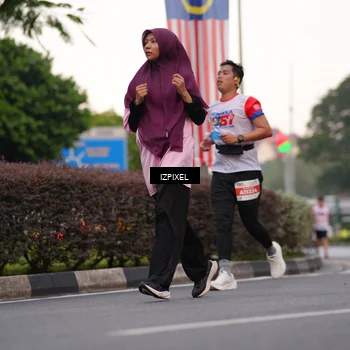 Runner Photo 4668256
