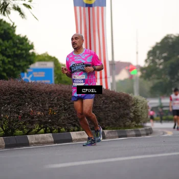 Runner Photo 4668305