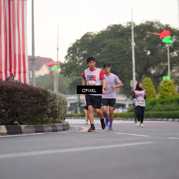 Runner Photo 4668369