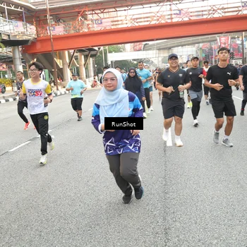 Runner Photo 4668377