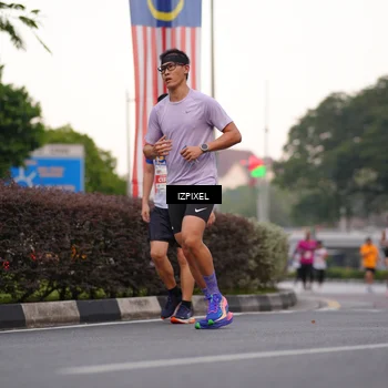 Runner Photo 4668413
