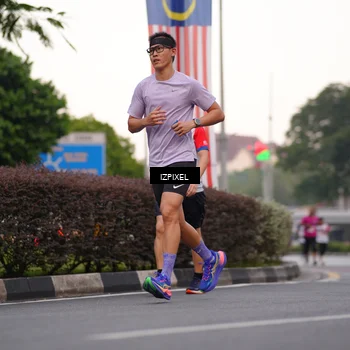 Runner Photo 4668418