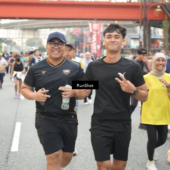 Runner Photo 4668436