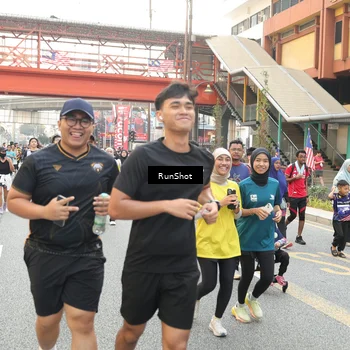 Runner Photo 4668506