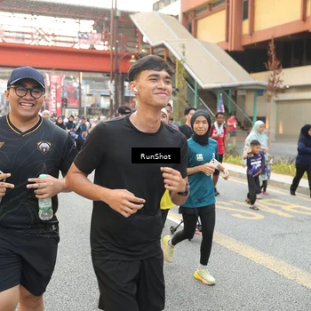 Runner Photo 4668528