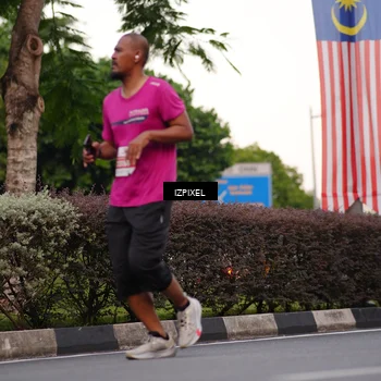Runner Photo 4668650