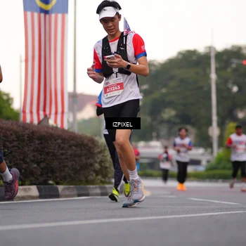 Runner Photo 4668756