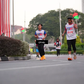 Runner Photo 4668848