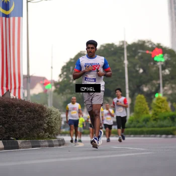 Runner Photo 4668956