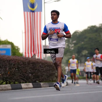 Runner Photo 4668992