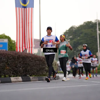 Runner Photo 4669135