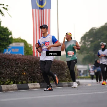 Runner Photo 4669172
