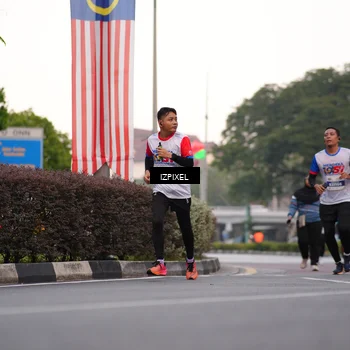 Runner Photo 4669272