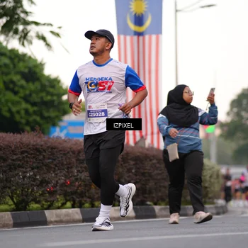 Runner Photo 4669395