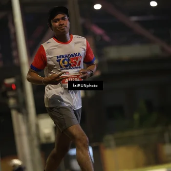 Runner Photo 4669673