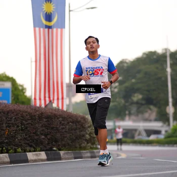 Runner Photo 4669756