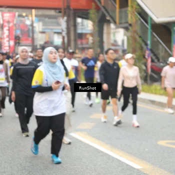 Runner Photo 4669843