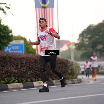 Runner Photo 4669872