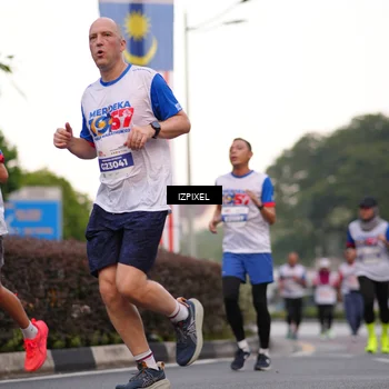 Runner Photo 4669973