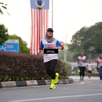Runner Photo 4670012