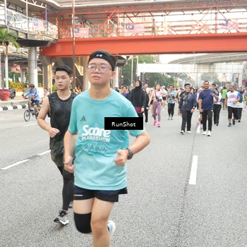 Runner Photo 4670045