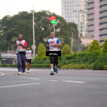Runner Photo 4670073