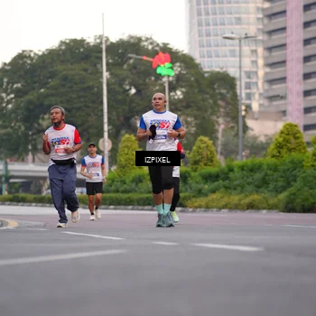 Runner Photo 4670087