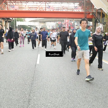 Runner Photo 4670100