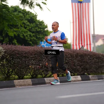 Runner Photo 4670101