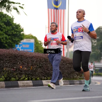 Runner Photo 4670123
