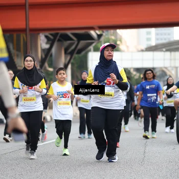 Runner Photo 4670133