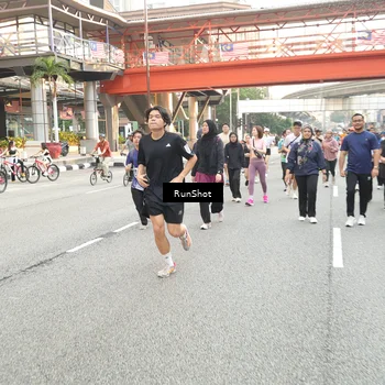 Runner Photo 4670169