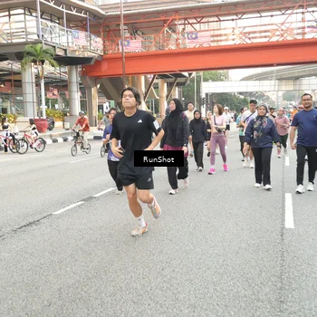 Runner Photo 4670185