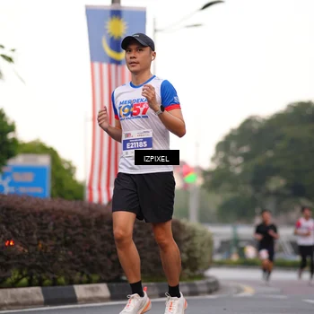 Runner Photo 4670213