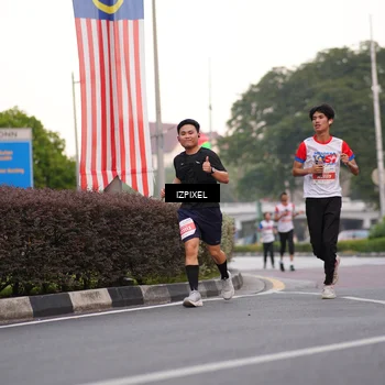 Runner Photo 4670238