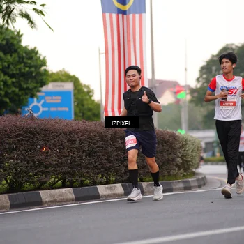 Runner Photo 4670278