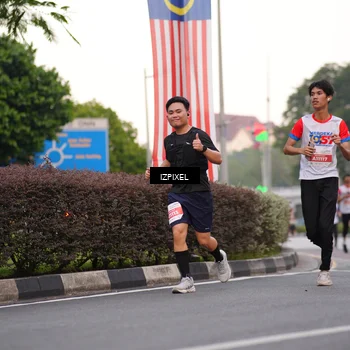 Runner Photo 4670308