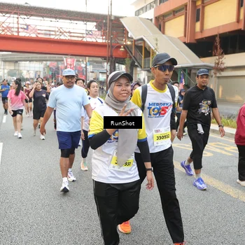 Runner Photo 4670355
