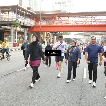 Runner Photo 4670373