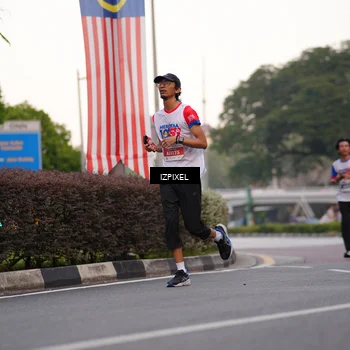 Runner Photo 4670385