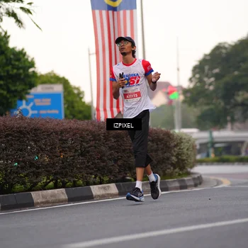 Runner Photo 4670387