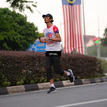 Runner Photo 4670416