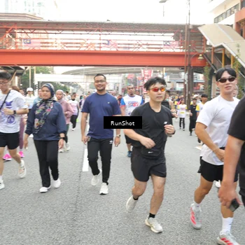 Runner Photo 4670423