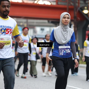 Runner Photo 4670424