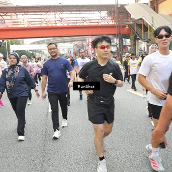 Runner Photo 4670434