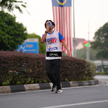 Runner Photo 4670446
