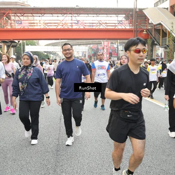 Runner Photo 4670531